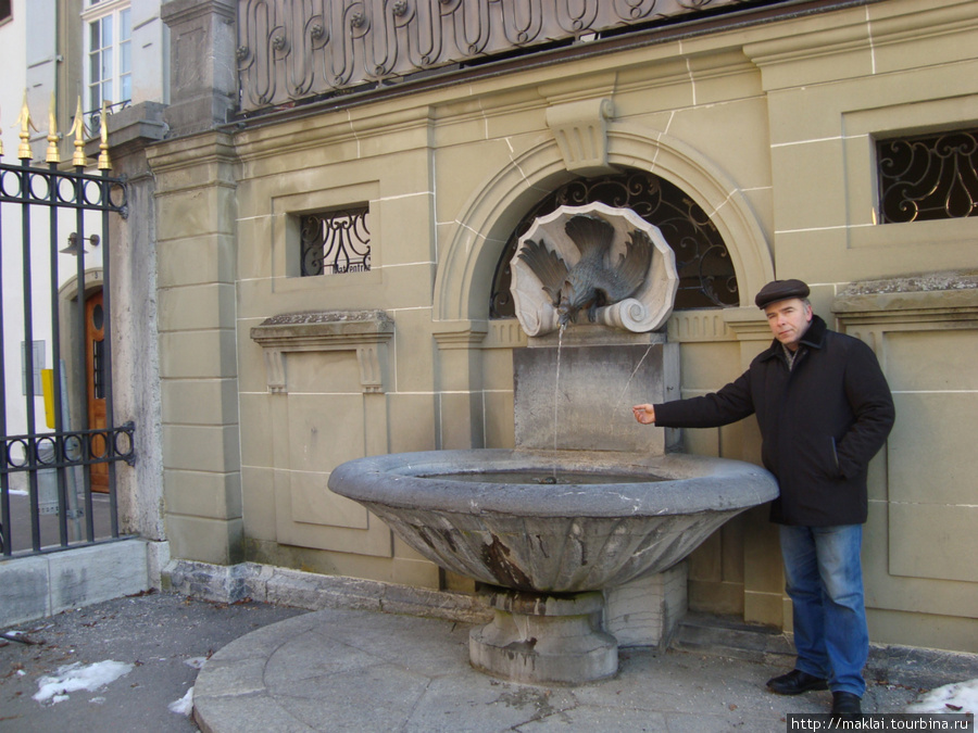 Берн. Один из более молодых фонтанов. Берн, Швейцария