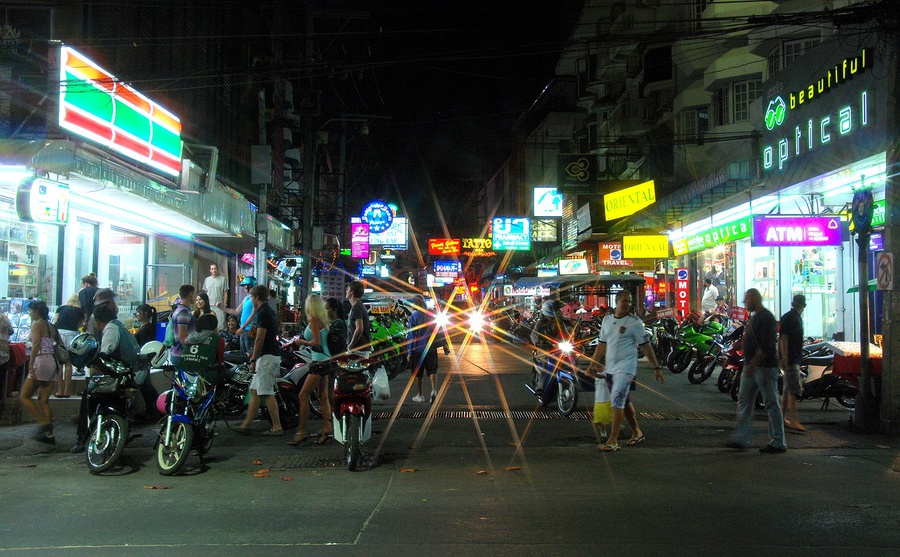 Прогулка и размышления о тайском городе грехов Паттайя, Таиланд