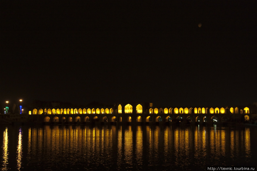 Исфахан ночью Исфахан, Иран