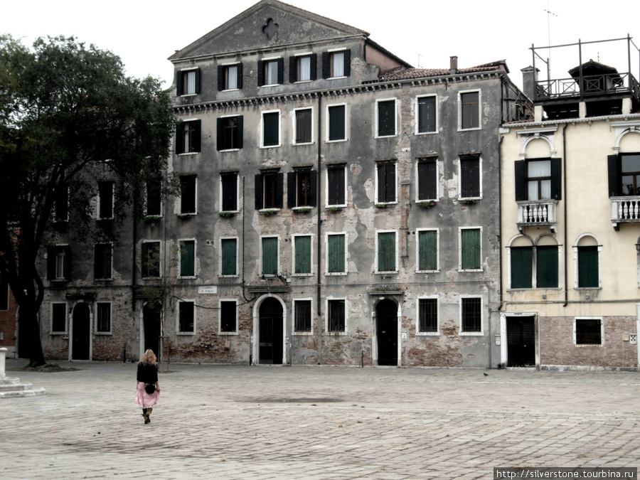 сложно было найти в венеции пространство с полным отсутствием людей Венеция, Италия