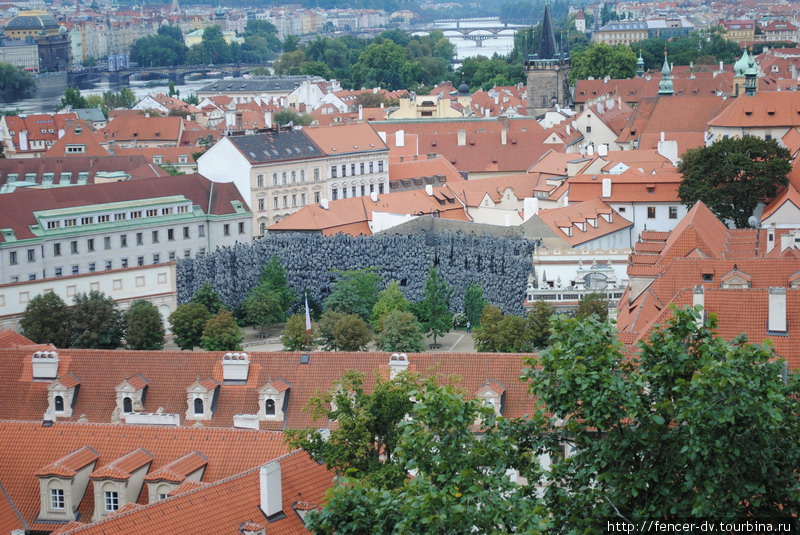Сам не знаю, что это за каменная стена на Малостране Прага, Чехия