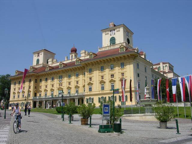 Дворец князей Эстерхази / Schloss Esterházy