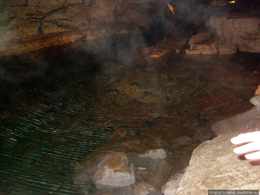 Подводные озёра кунгурских пещер. Кунгур, Россия