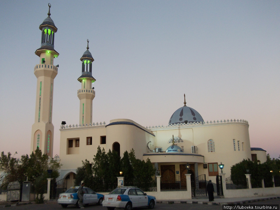 Мечеть,которая находится в пяти минутах ходьбы от отеля. Шарм-Эль-Шейх, Египет