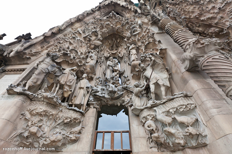 Церковь Святого Семейства Барселона, Испания