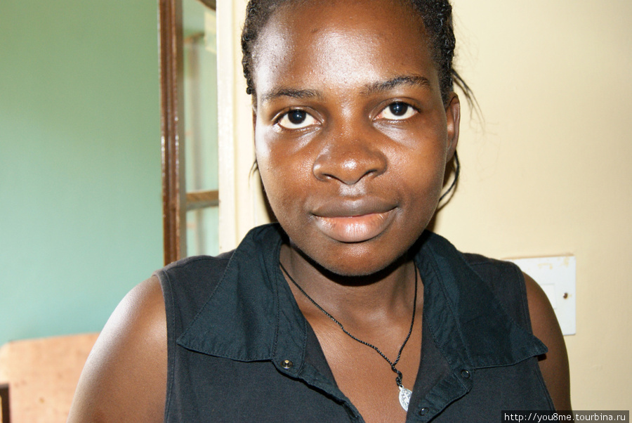 хозяйка Энтеббе, Уганда