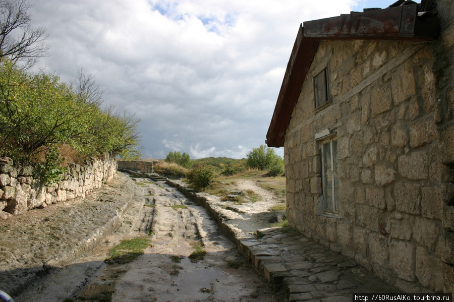 2010 Сентябрь. Бахчисарай - Чуфут-Кале пещерный город Бахчисарай, Россия