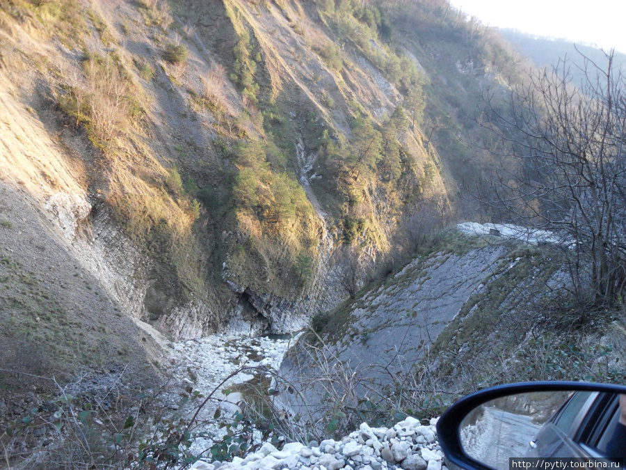 Дорога в кодорское ущелье Абхазия
