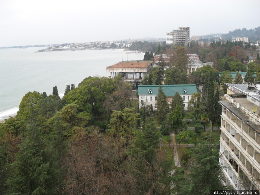 Сухум. Вид из окна 11этажа санатория МВО Абхазия