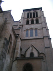 Одна из башен собора