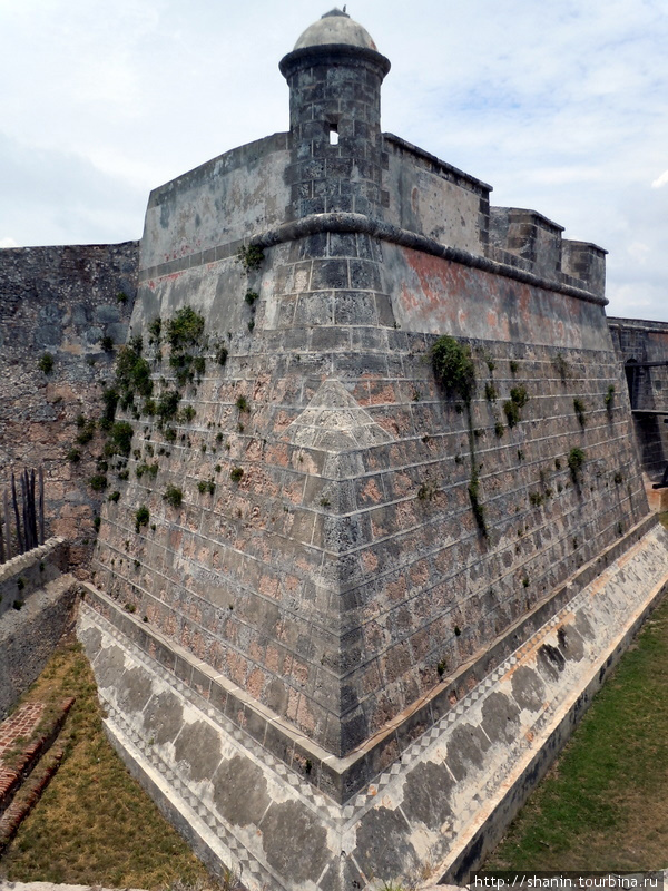 Мир без виз — 196. Настоящая крепость Сантьяго-де-Куба, Куба