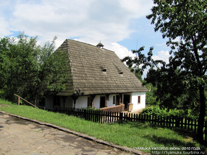 Тип народного жилища венгерского населения Закарпатья. Ужгород, Украина