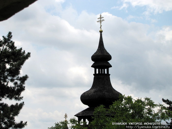 Купол колокольни. Ужгород, Украина