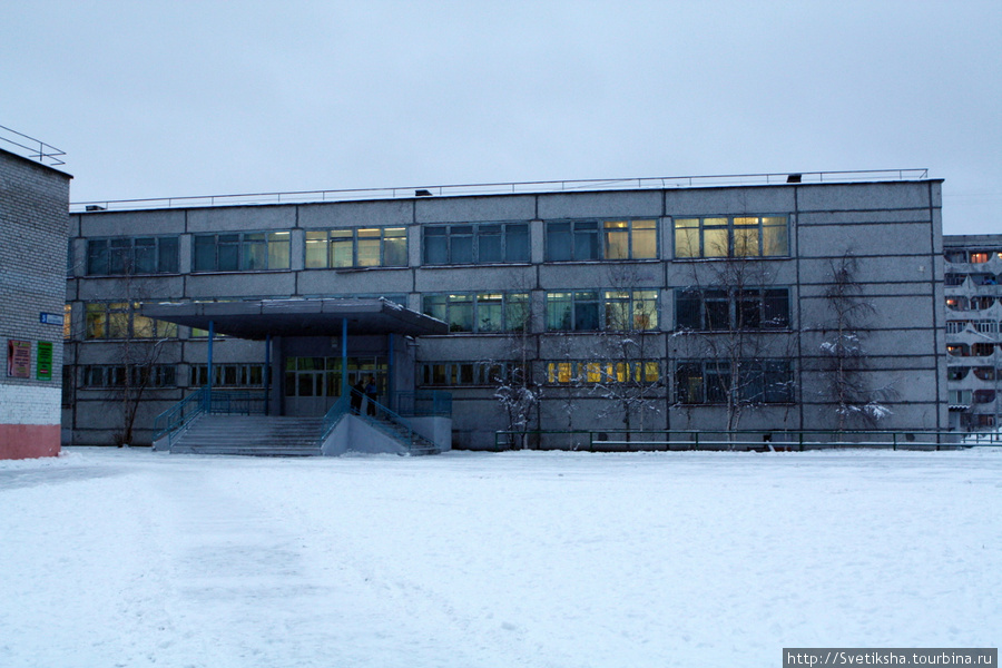 Средняя школа Сургут, Россия