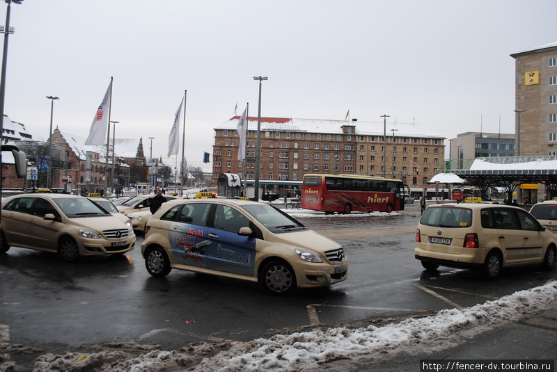 Привокзальная площадь Нюрнберг, Германия