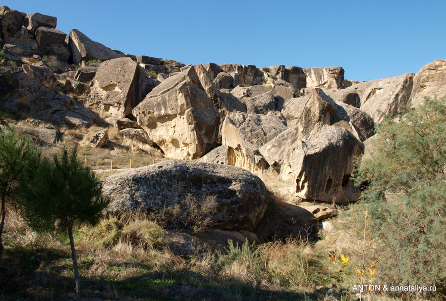 Заповедник — это эти камни Гобустан, Азербайджан