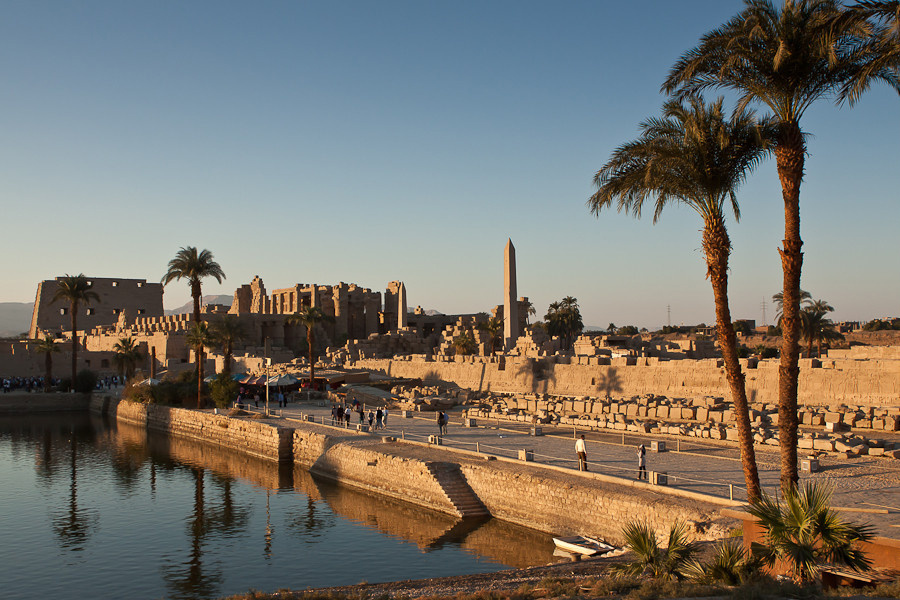 Священное озеро Луксор, Египет