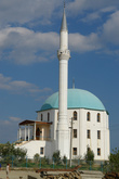 Татарская мечеть в п.Солнечная Долина.
Это вообщем-то и всё, что можно здесь посмотреть...и один отель (4-6 тыс./сутки за 2-х номер) с открытым бассейном.