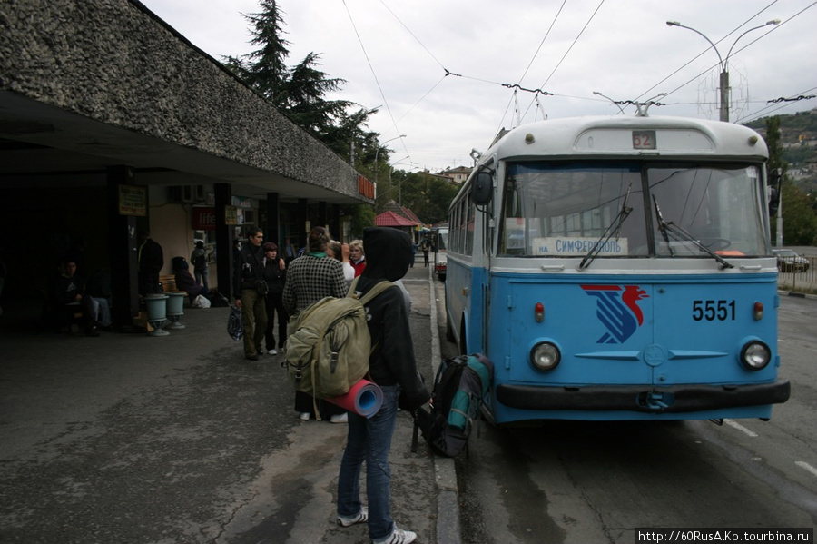 Октябрь 2010 - Самый длинный троллейбусный маршрут мира Ялта, Россия