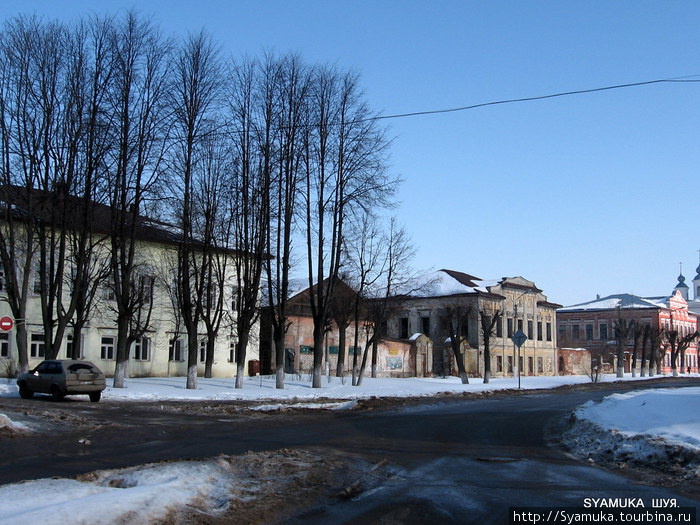 Улица Театральная. Начало. Шуя, Россия