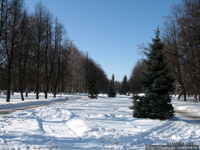 Городской сквер. Шуя, Россия