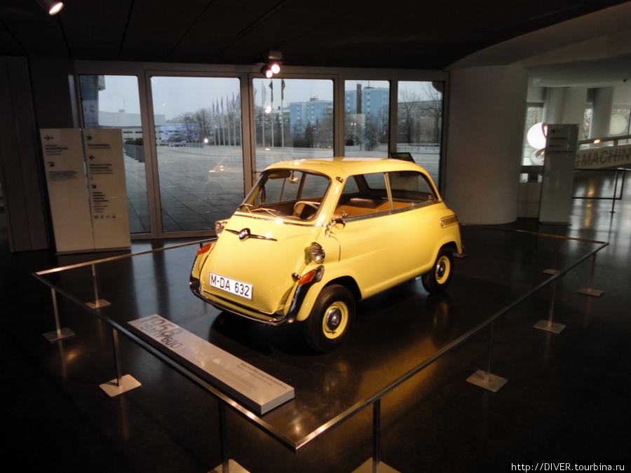 BMW museum Мюнхен, Германия