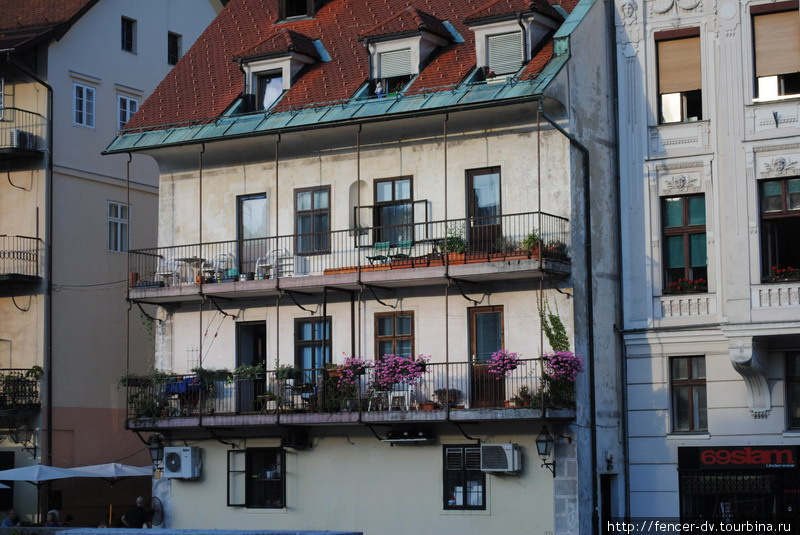 Балконы и цветы. Без них в Любляне никуда. Любляна, Словения