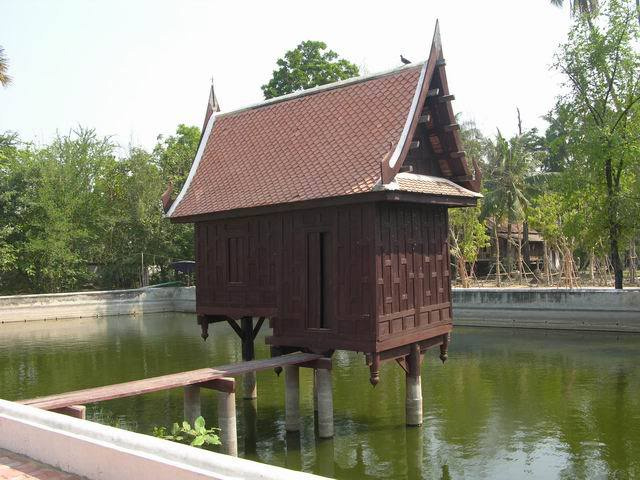 Ват Яйсуваннарам Пхетчабури, Таиланд