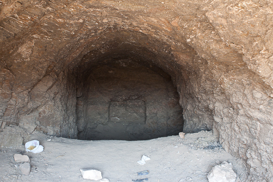 В одной из пещер в соседних горах Луксор, Египет