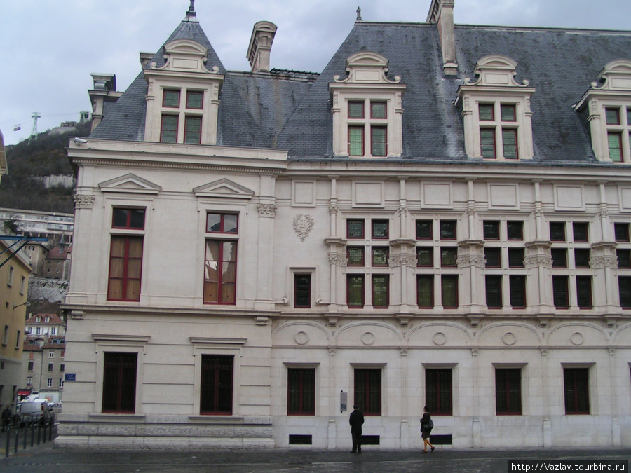 Фрагмент фасада Гренобль, Франция