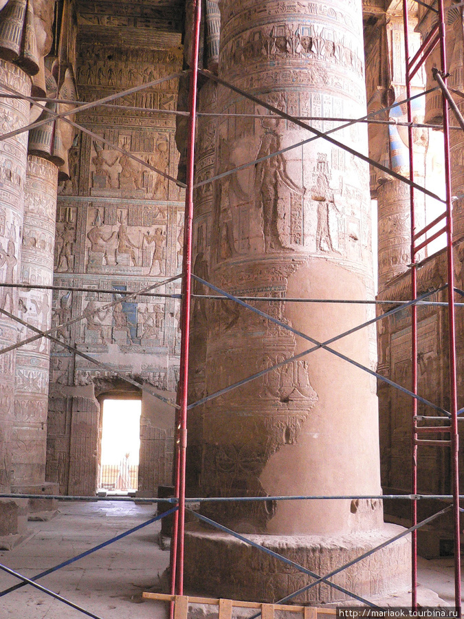 Храм  Хатхор в Дендере , Луксорский и Карнакский  храмы Луксор, Египет