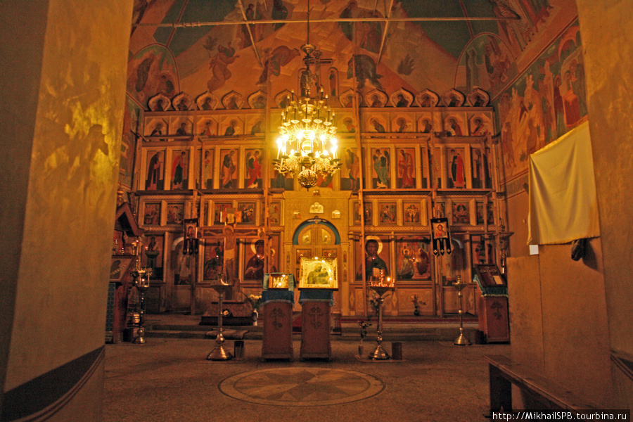 Пятиярусный иконостас Никитского собора, 1564 г. Переславль-Залесский, Россия