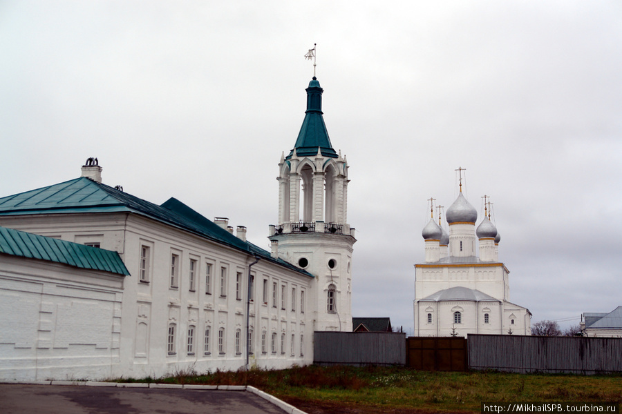 Спасо-Яковлевский Димитриев мужской монастырь, основан в XIV в. Ростов, Россия