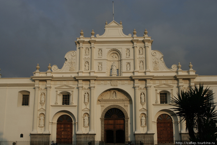 Кафедральный собор Антигуа, Гватемала