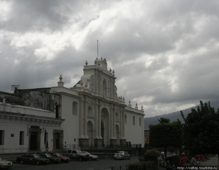 Кафедральный собор Антигуа, Гватемала