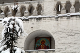 Икона в монастырской стене