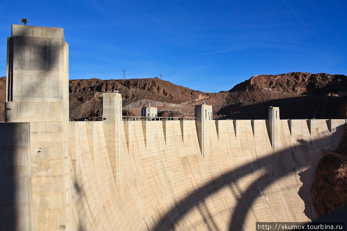Hoover Dam: одно из величайших сооружений 20 века
