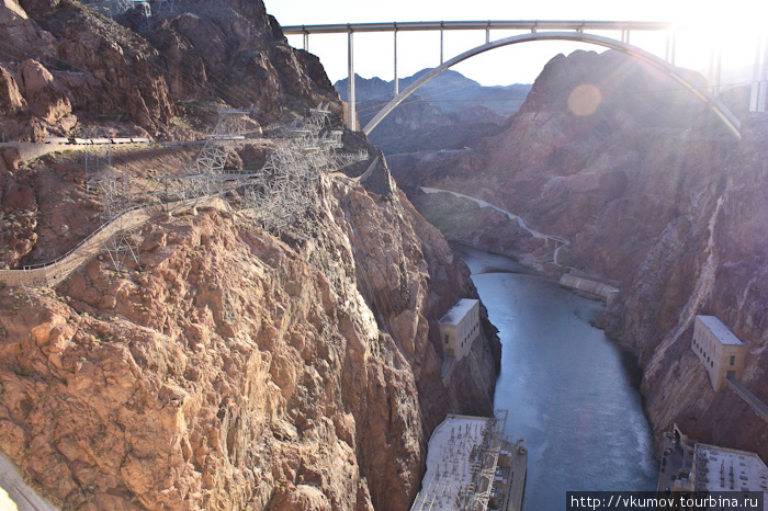 Hoover Dam: одно из величайших сооружений 20 века