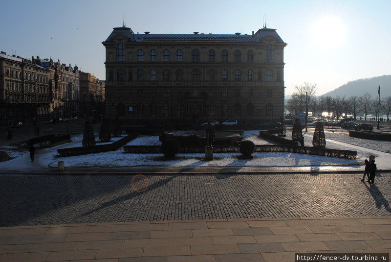 Пражский Рудольфинум морозным днем Прага, Чехия