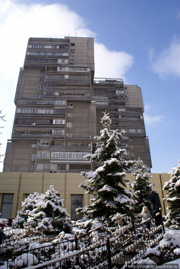 Высотный дом в Алма-Ате Алматы, Казахстан