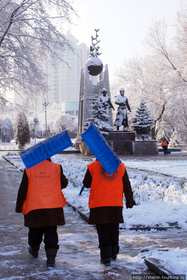 Срочно на уборку снега Алматы, Казахстан