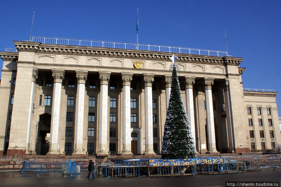 Дом правительства в Алма-Ате Алматы, Казахстан