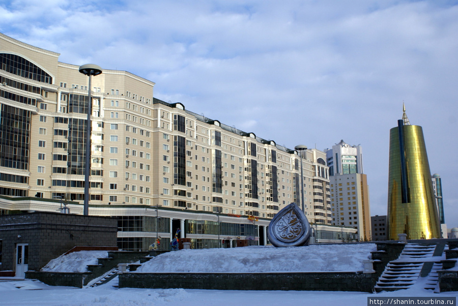 В центре новой Астаны Астана, Казахстан