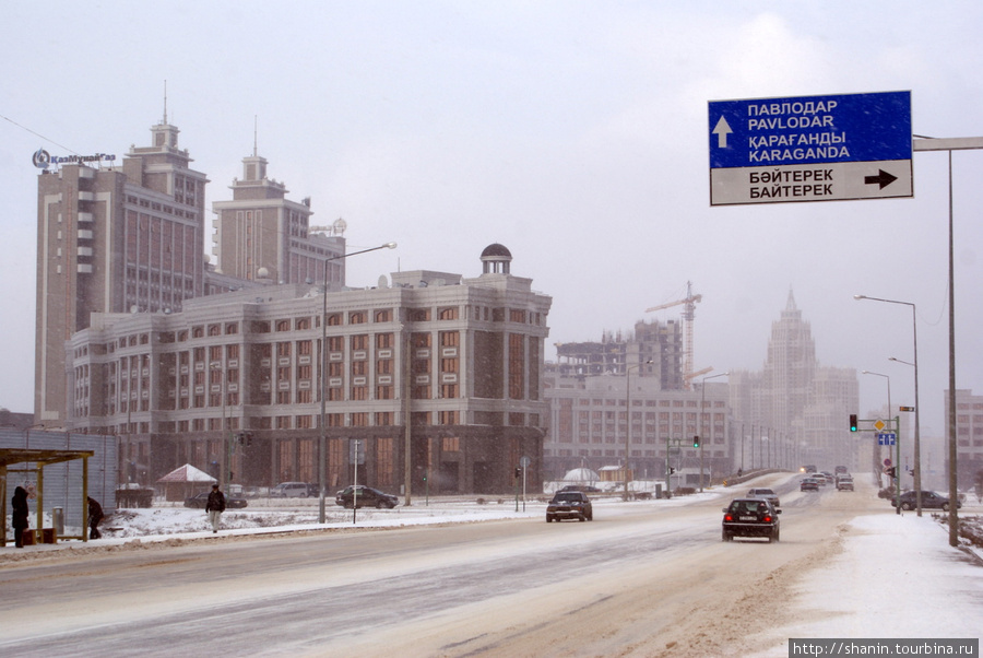 На окраине правительственного квартала в Астане Астана, Казахстан