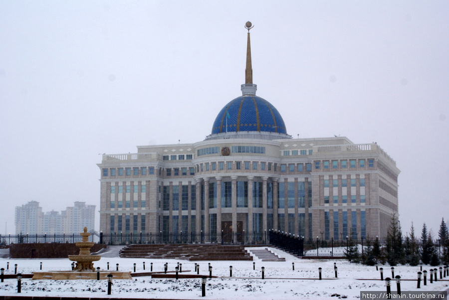 Президентский дворец в астане