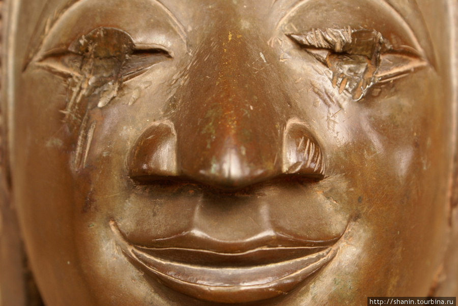Лицо бронзового Будды Вьентьян, Лаос