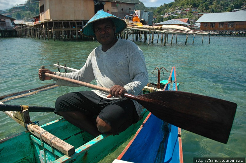 Передача весла | Хамади, Джаяпура Джайпура, Индонезия