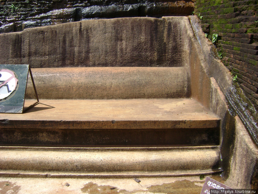 царский трон Бентота, Шри-Ланка