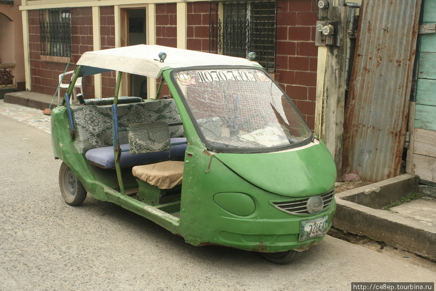 Необычное такси Ливингстон, Гватемала