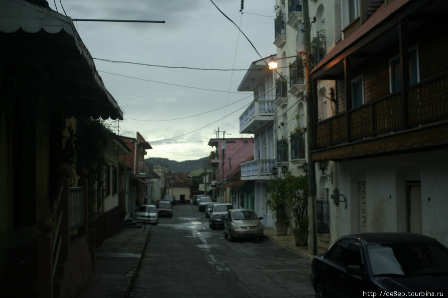 Крошечная столица огромного департамента Флорес, Гватемала
